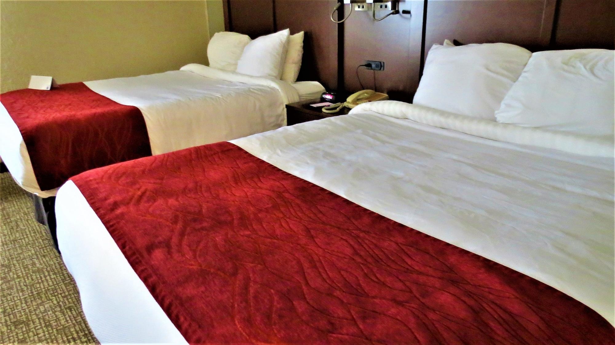 Comfort Inn & Suites Fairborn Near Wright Patterson Afb Εξωτερικό φωτογραφία