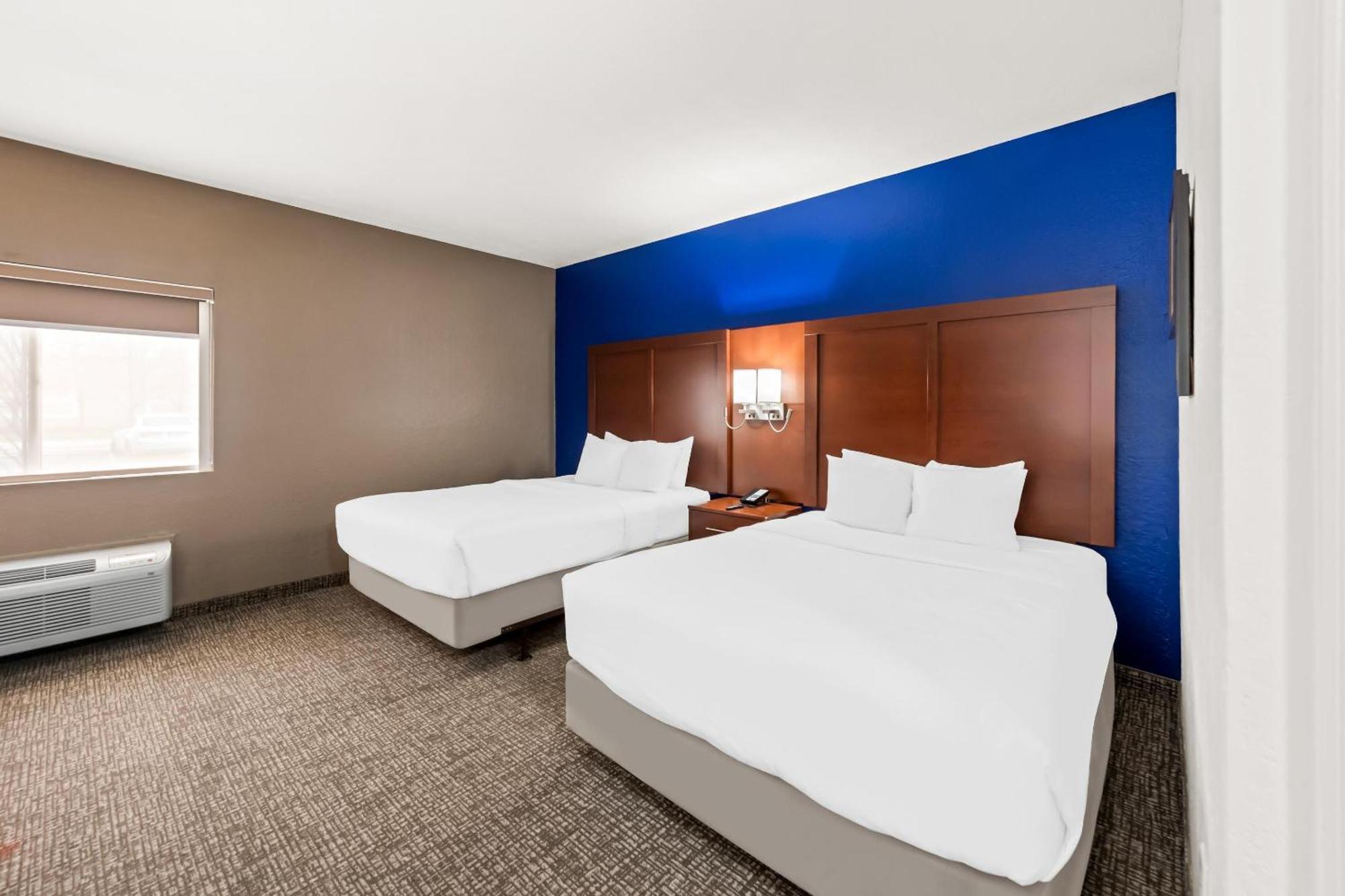 Comfort Inn & Suites Fairborn Near Wright Patterson Afb Εξωτερικό φωτογραφία