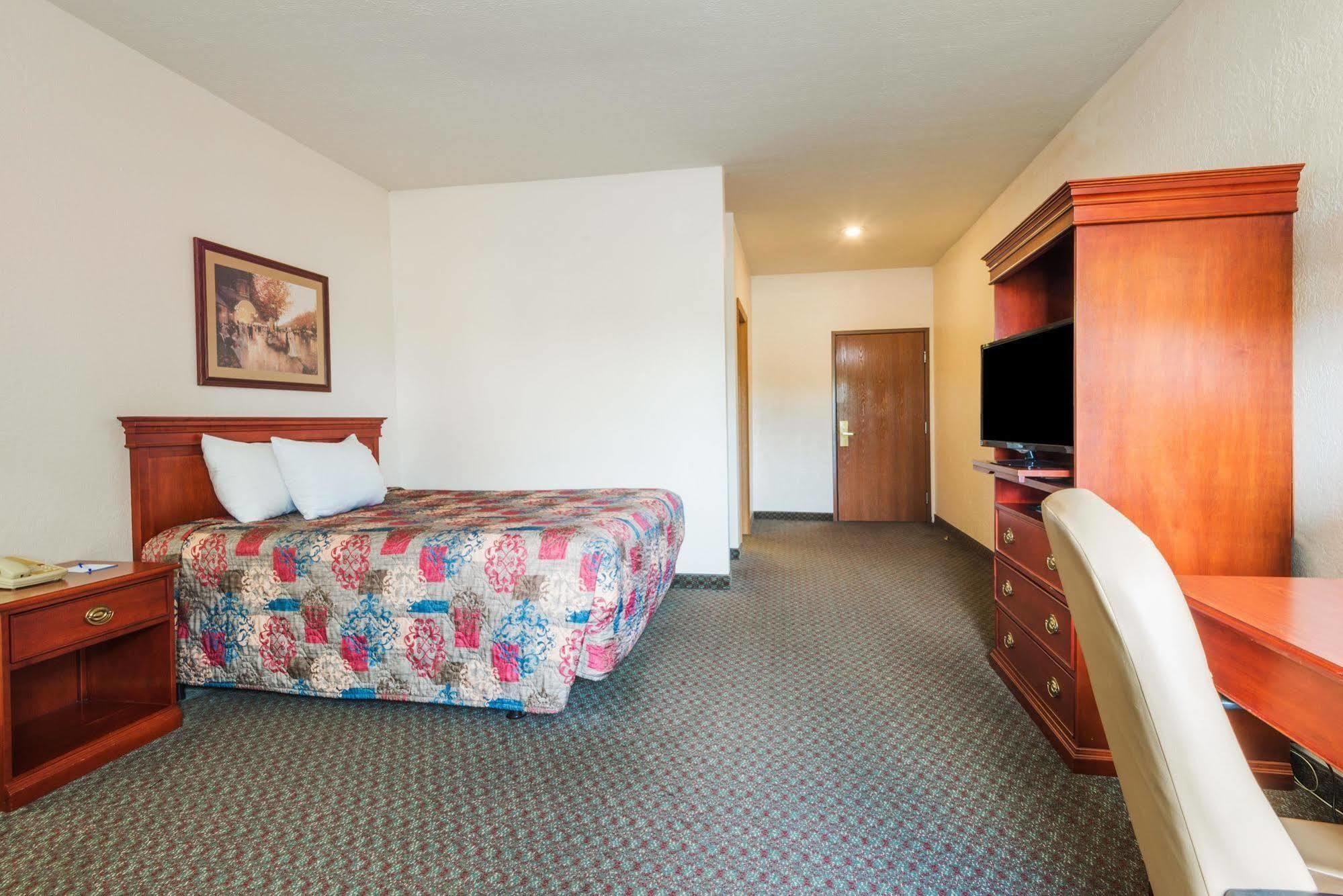 Comfort Inn & Suites Fairborn Near Wright Patterson Afb Εξωτερικό φωτογραφία